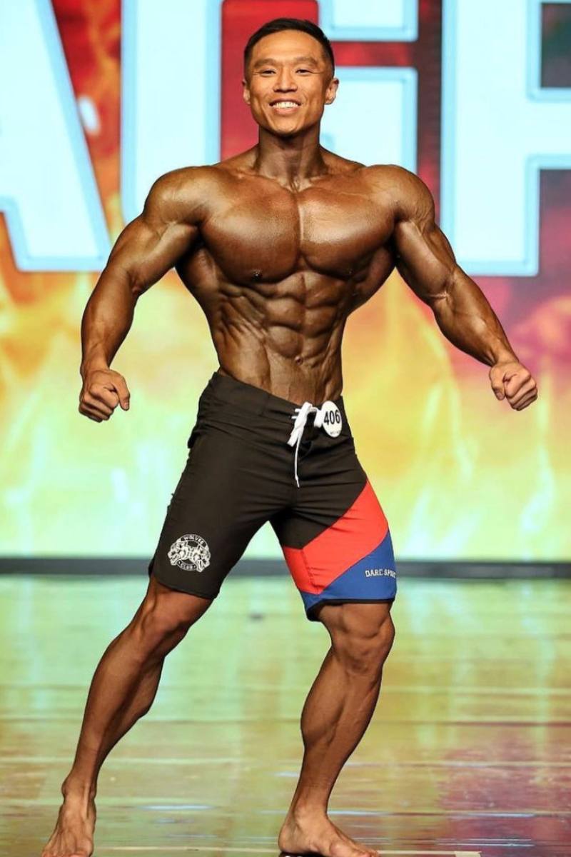 IFBB Pro Yoon Sung Lee