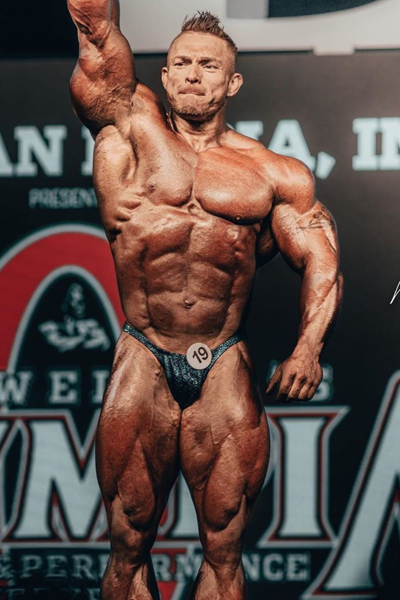 IFBB Pro James Lewis