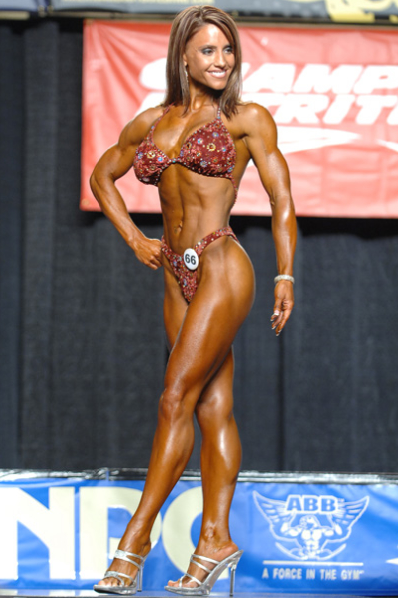 IFBB Pro Jennifer Gates