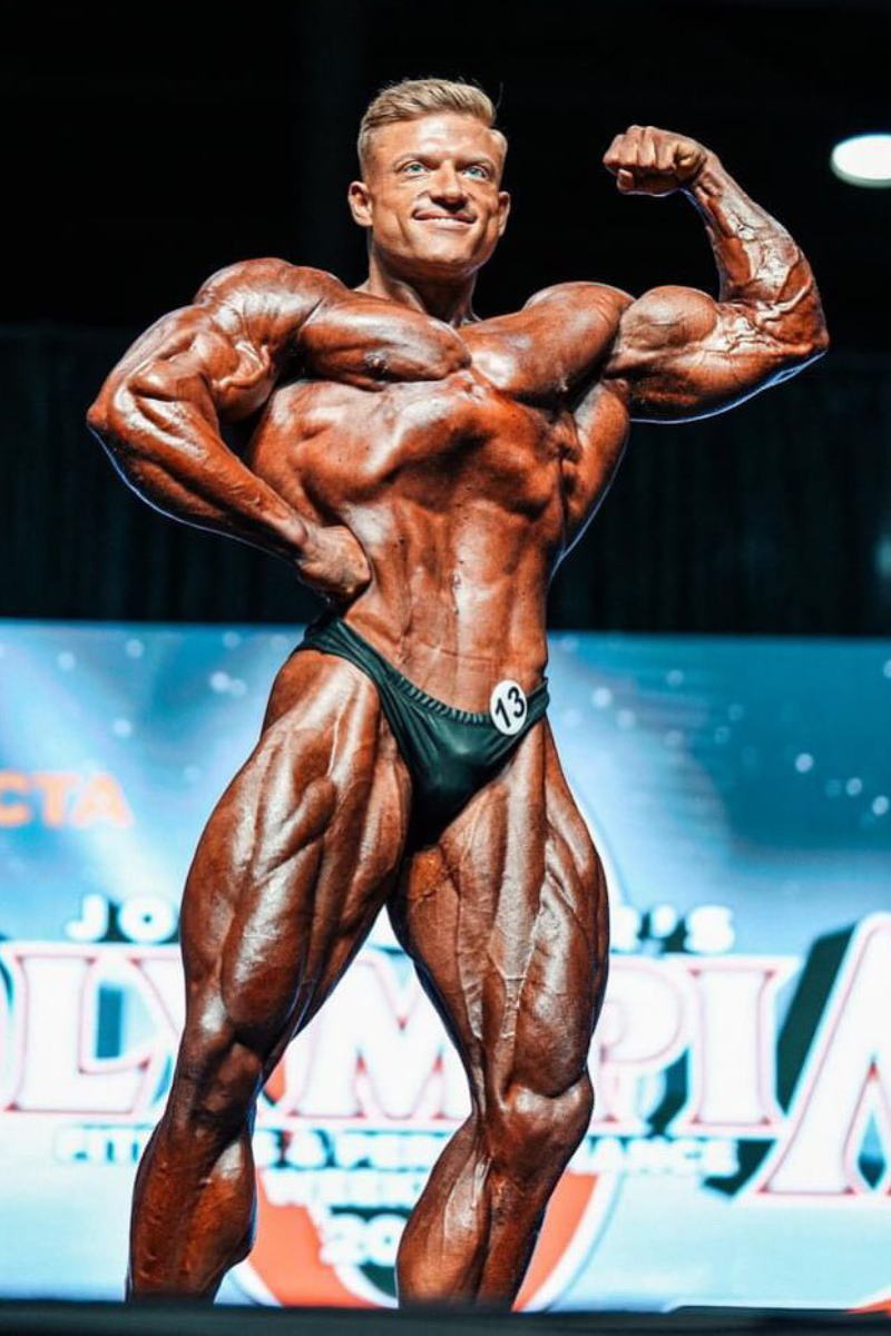 IFBB Pro Urs Kalecinski