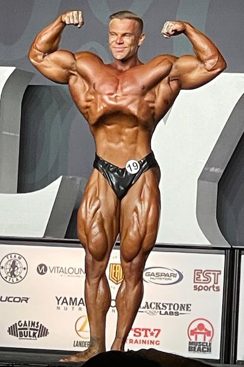 IFBB Pro Mike Sommerfeld