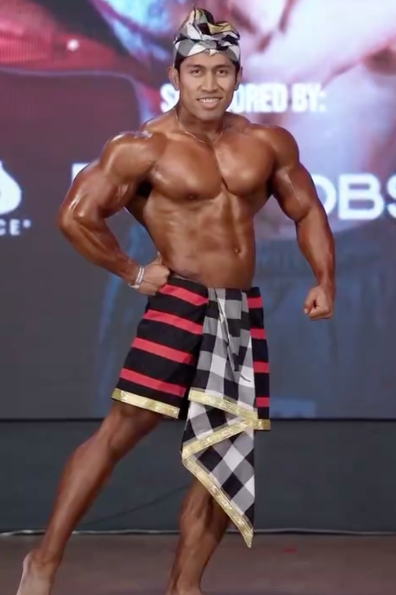 IFBB Pro Chris Putra