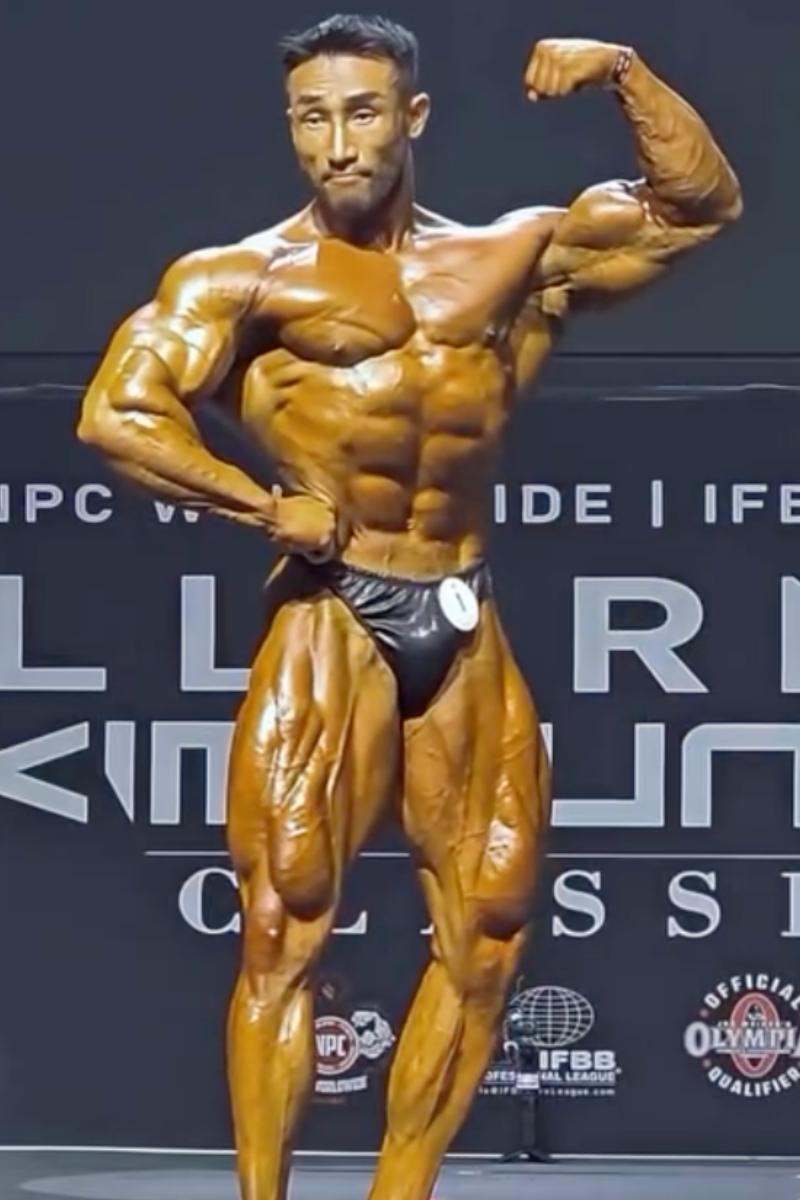 IFBB Pro Hyun Seok Lee