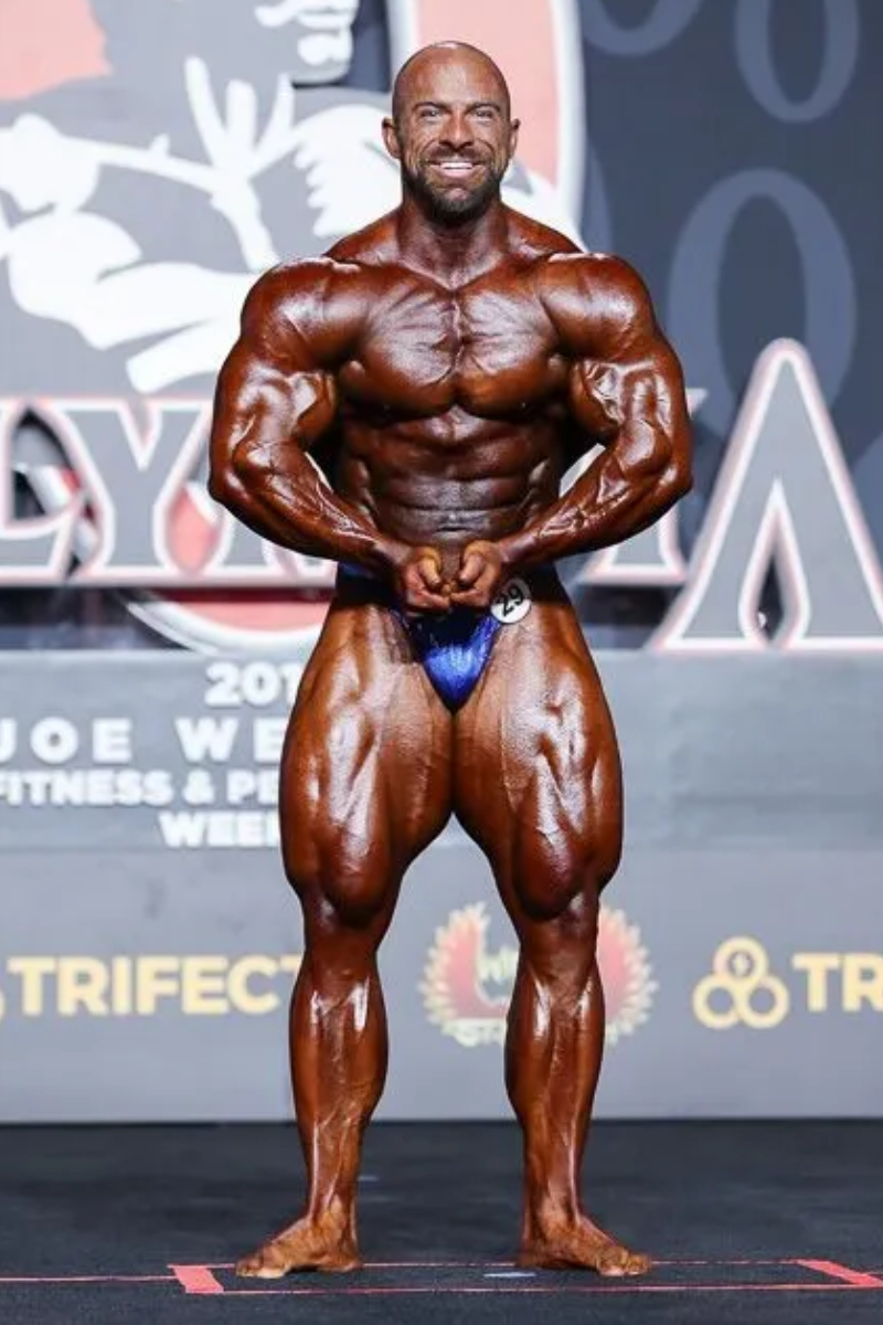 IFBB Pro John Jewett