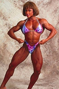 IFBB Pro Laura Creavalle