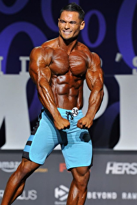 IFBB Pro Jeremy Buendia