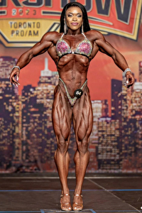 IFBB Pro Lola Montez