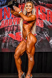 IFBB Pro Marissa Andrews