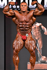 IFBB Pro Nick Walker