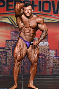 IFBB Pro Esteban Fuquene