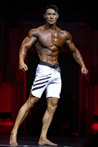 IFBB Pro Jingyu Xu