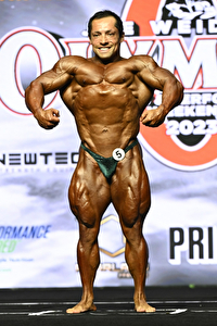 IFBB Pro Felipe Fierro