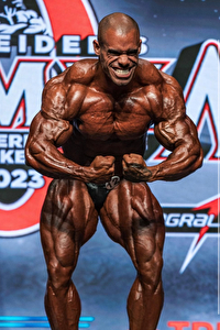 IFBB Pro Felipe Morales