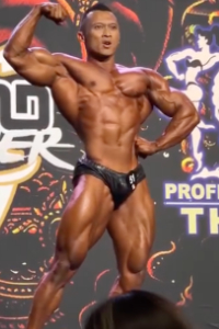 IFBB Pro Fanni Fuadi